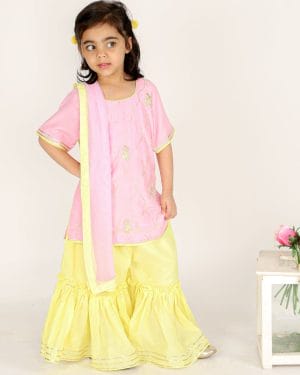 PINEAPPLE SHARARA SET