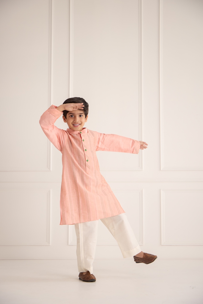 Peach threadwork kurta set