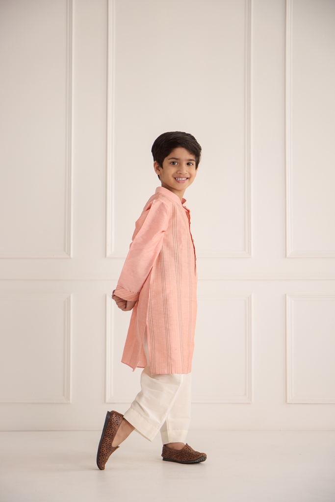 Peach threadwork kurta set - Image 3
